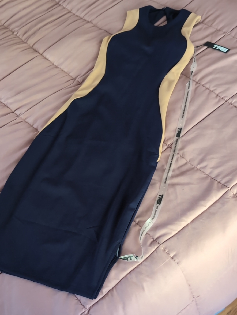 TA3 NWT Large Illusion Contour Column Dress Midnight / Sand Reg Long Sleeveless